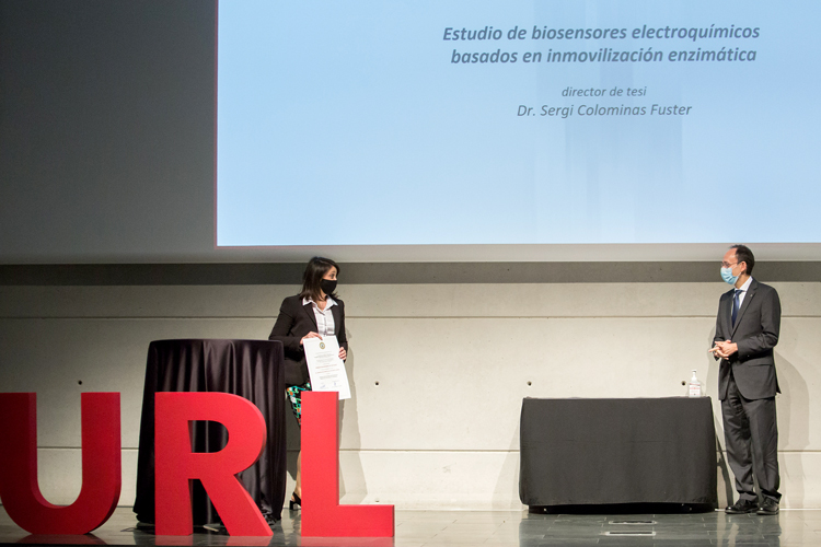 La Dra. Margalida Artigues ha recibido uno de los premios extraordinarios a las mejores Tesis Doctorales del curso 2019-2020 que otorga la Universitat Ramon Llull (URL)